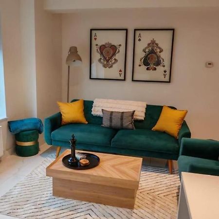 Luxury Apartment: City Centre, Stylish, Modern เชสเตอร์ ภายนอก รูปภาพ